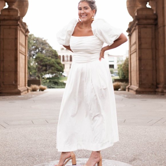 FREE PEOPLE- MEDIUM WHITE SQUARE NECK AIN'T SHE A BEAUT PUFF SLEEVE DRESS - Picture 2 of 9